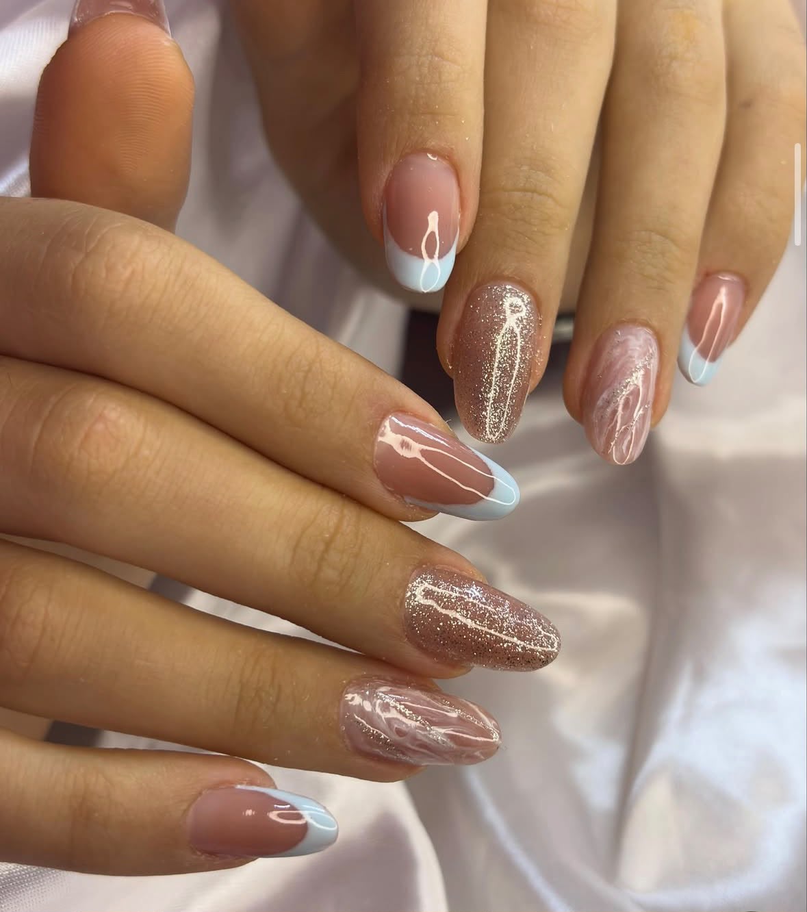 Francesinha azul com glitter e mármore